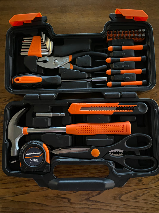 39 Piece Tool Kit